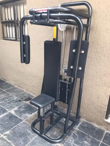 Universal Heavy Gym machine