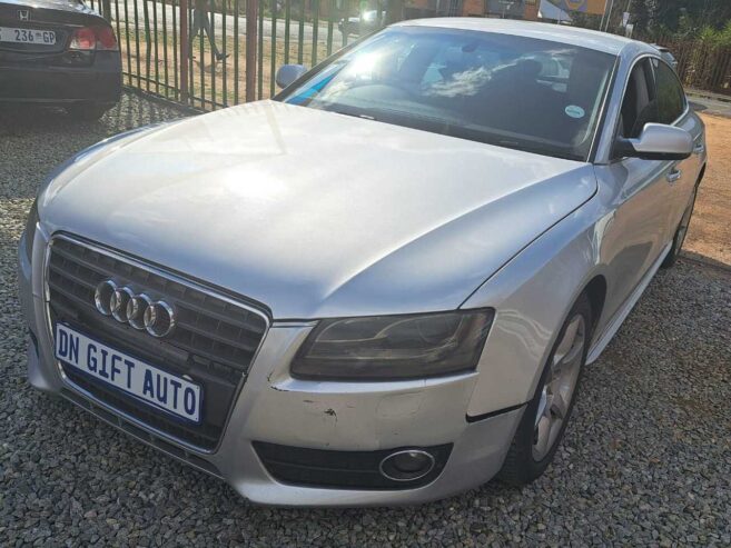 Audi A5 sedan 2010