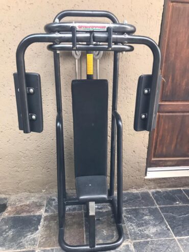 Universal Heavy Gym machine