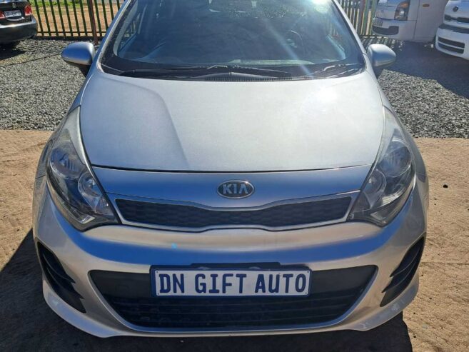 KIA RIO 2015