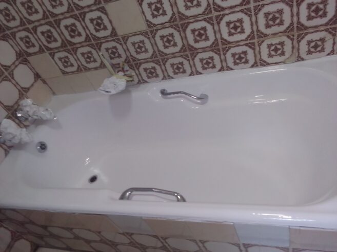 Bathtub re enamel